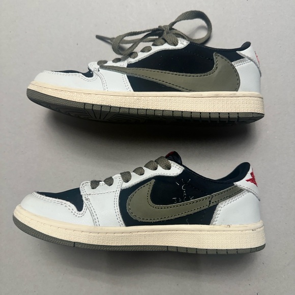 Jordan Other - Travis Scott Olive Jordan 1 Low
